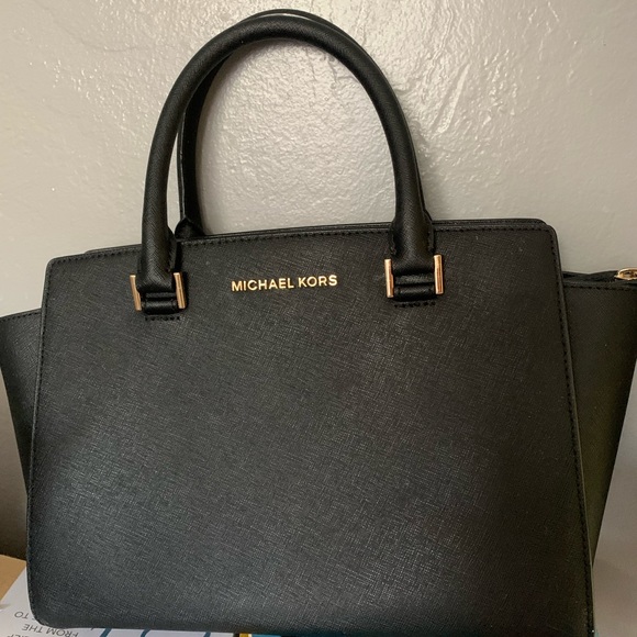 Make an Offer - Picture 2 of 2